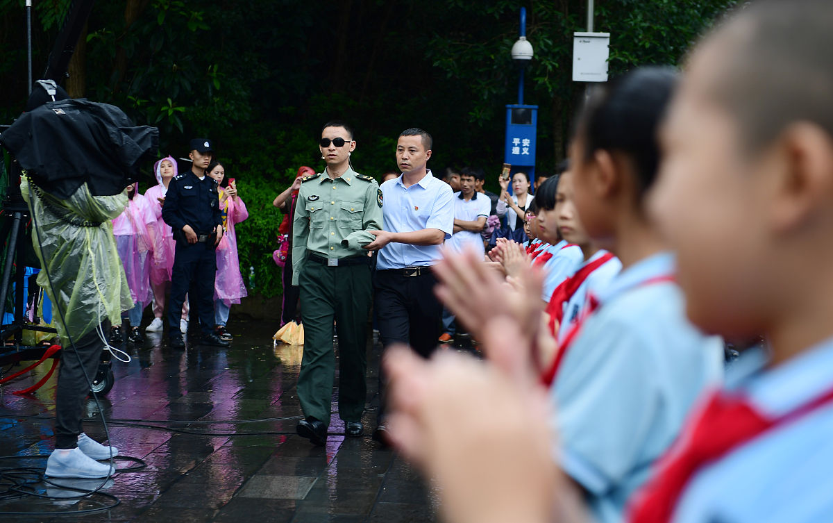 青春正当时：高中征文行动主题征集