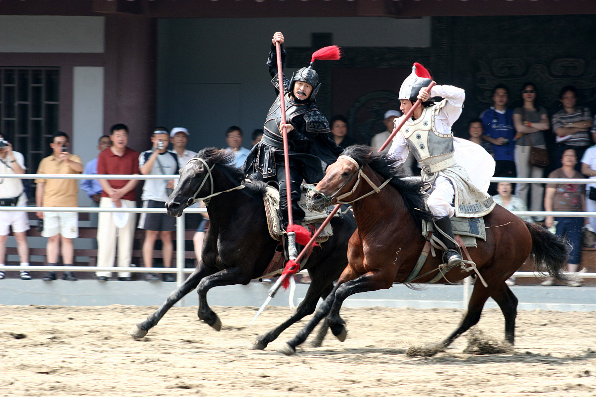 张飞和吕布：三国历史中两位武将的恩怨
