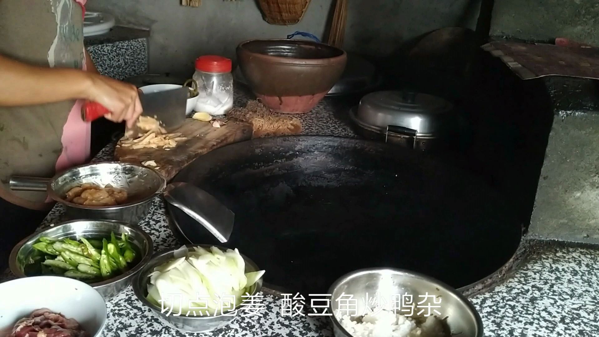 农村里的家常菜做法简单而又美味!