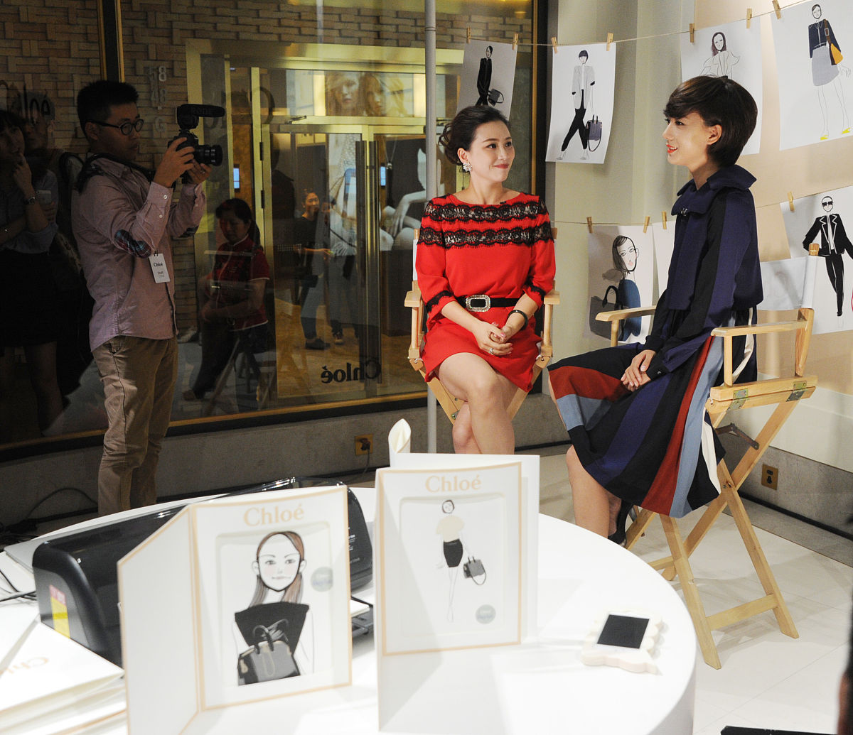 2013年9月6日,上海,vogue摩登不夜城活动举行.王珞丹