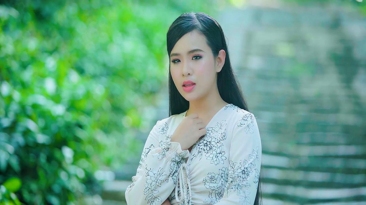 [图]最新好听的越南抒情歌曲《Lạc Trên Lối Cũ Quỳnh Trang》