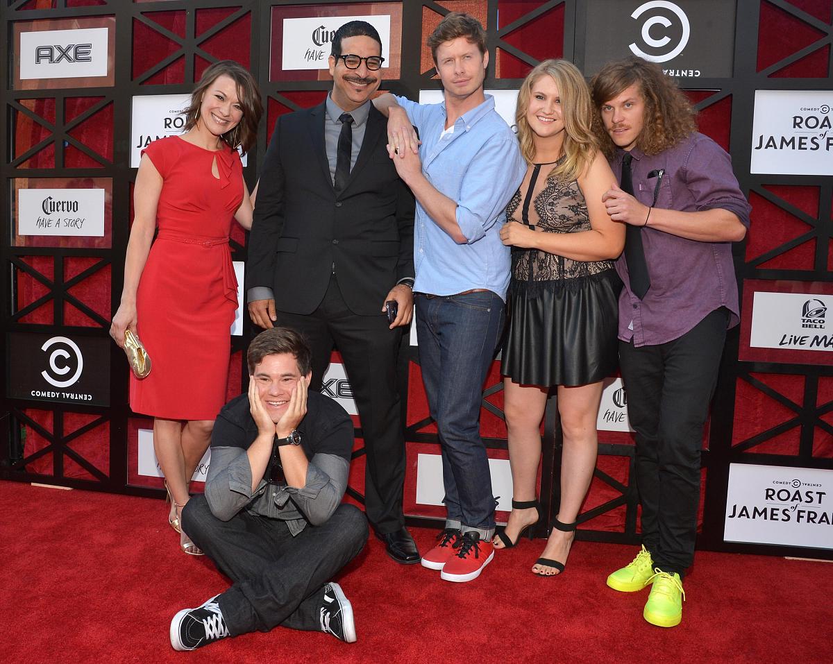 给我写一个五十字的好评藏头句要求每一句的第一个字分别是好难吃没下回。