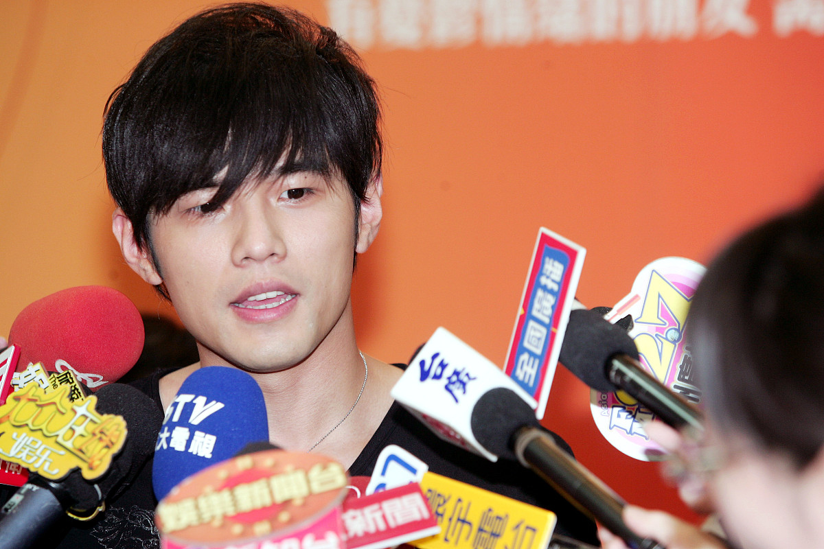 做你的贴心好友：倾听、陪伴与支持