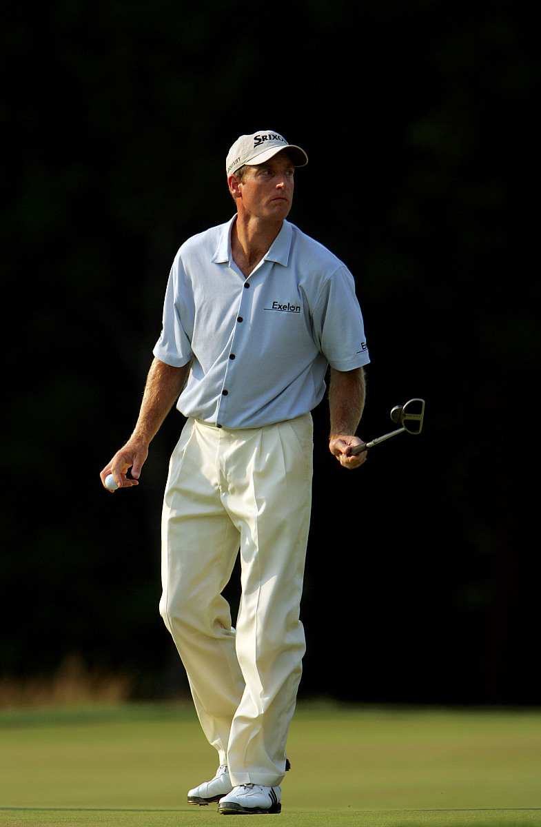 oakmont, pa - june 17:  jim furyk reacts to a putt during the fi