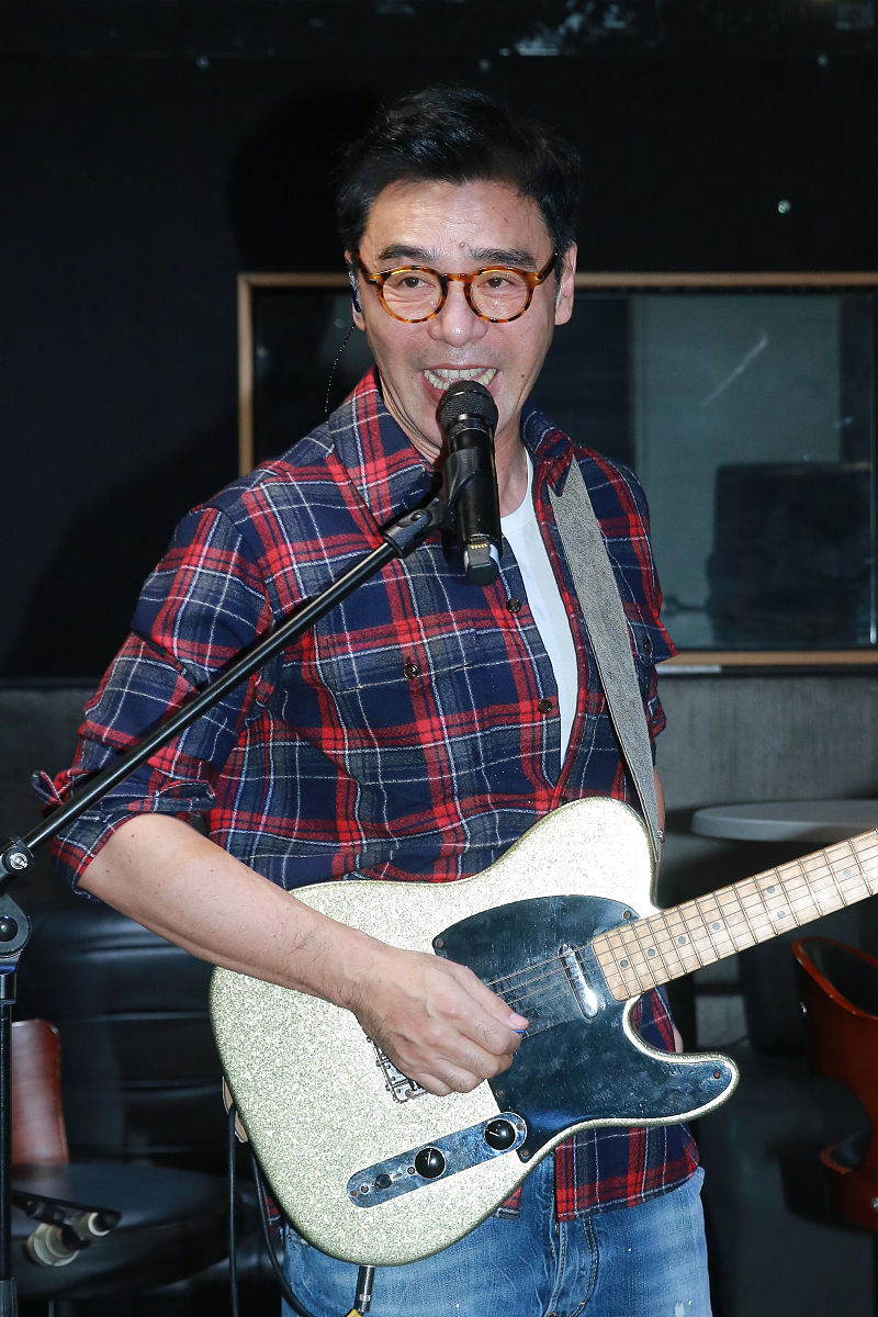 2018年11月20日,香港,钟镇涛为"故事继续"演唱会彩排.