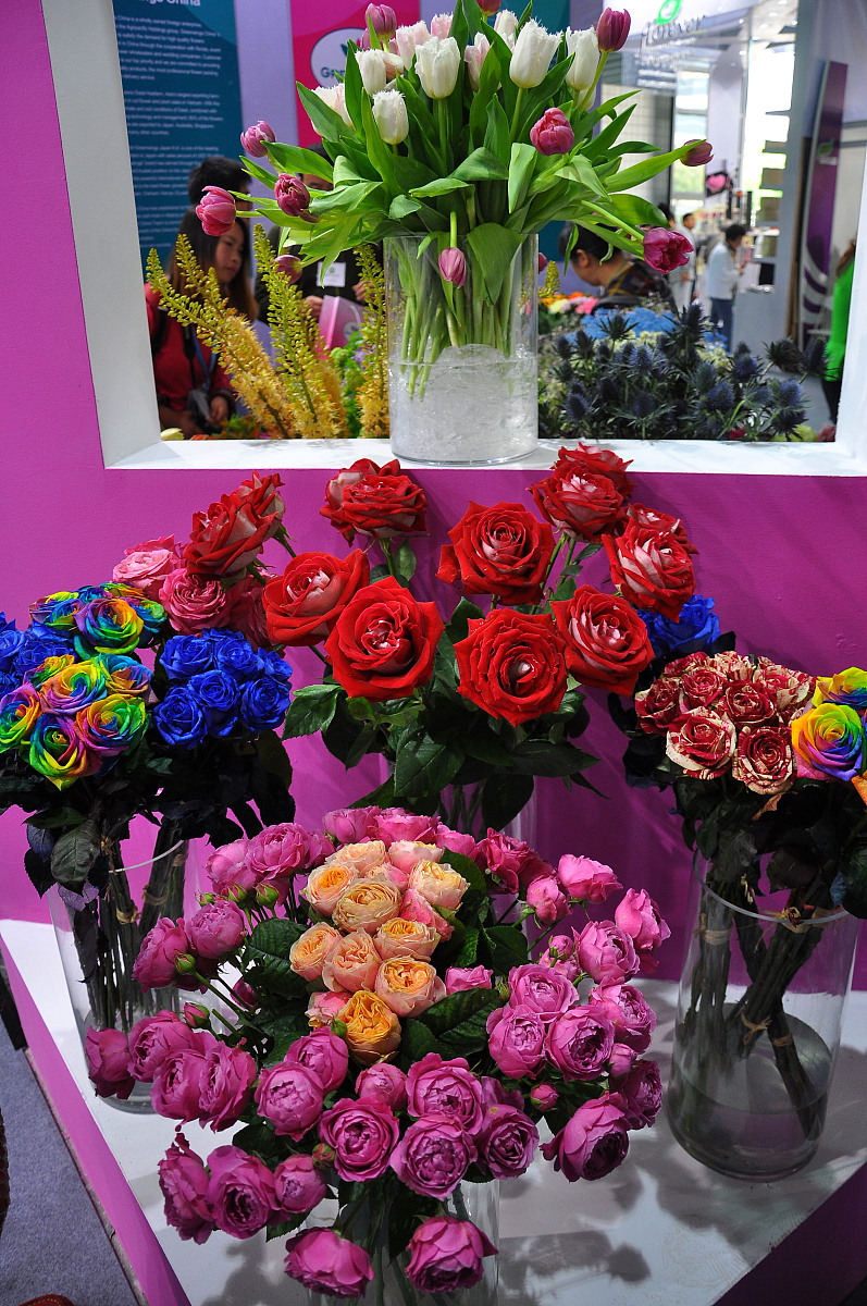 聚氯乙烯制花束用于装饰家居商品编码