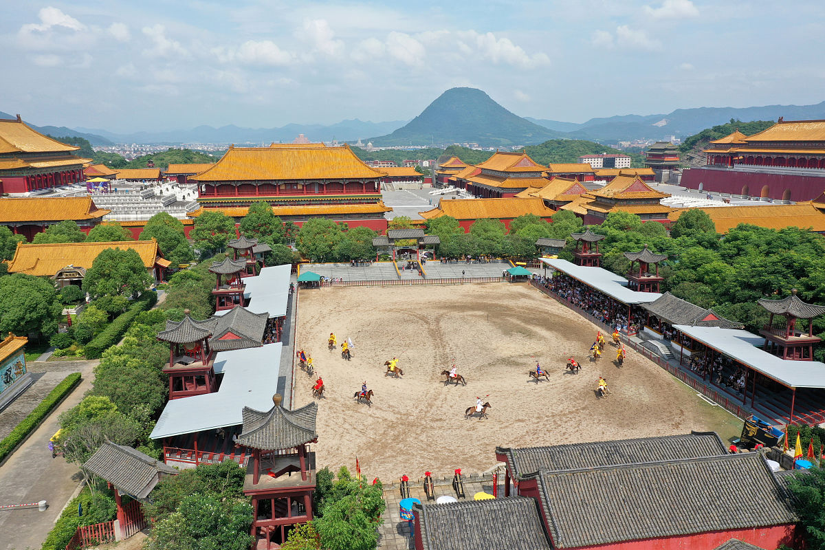 河南女子职业学院中专部视觉传播设计与制作专业招生详解：条件、课程、就业