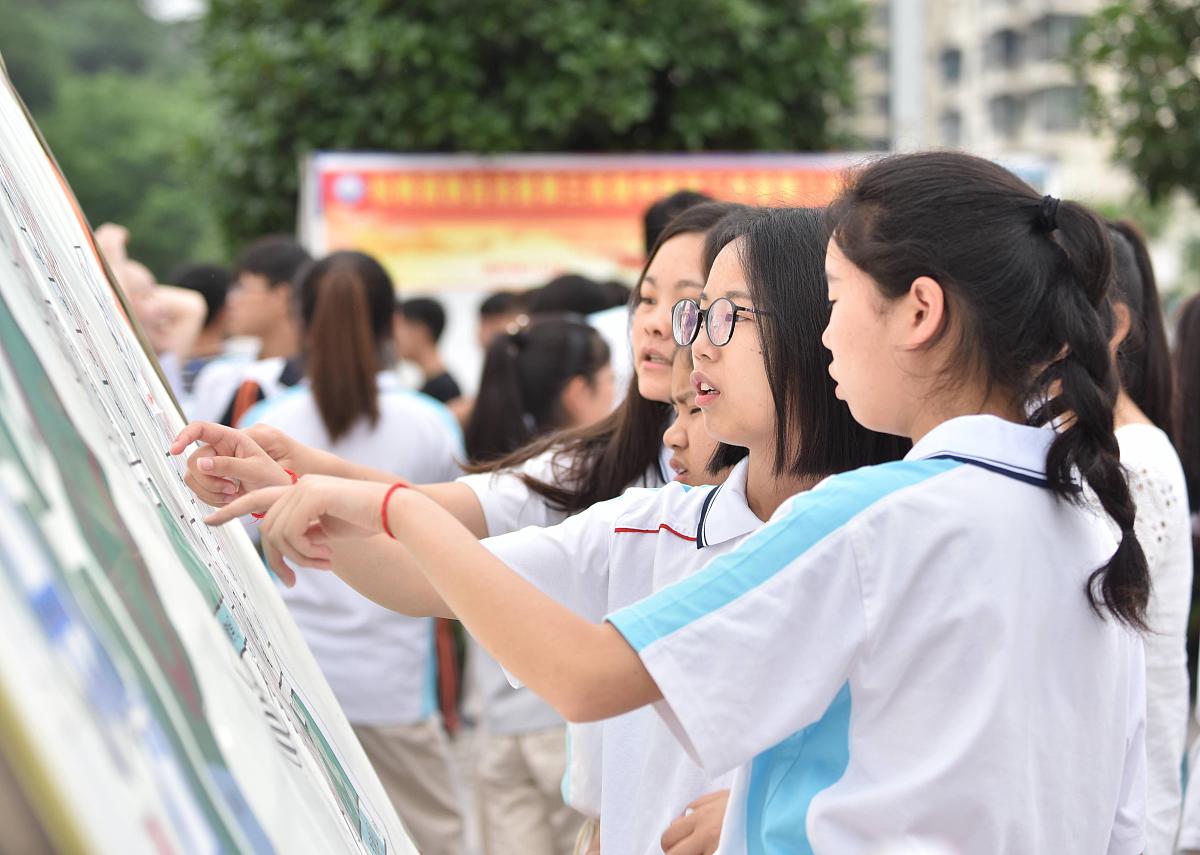 高铁学校成为初中毕业生学习的好去处
