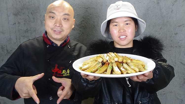 炒年糕,贵州地方特色,适合居家自己做的小吃