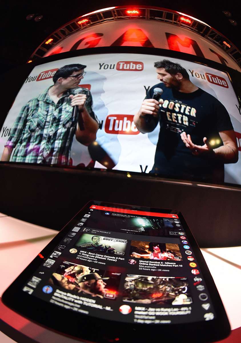 The Rise of Esports A Beginners Guide每段英文概要