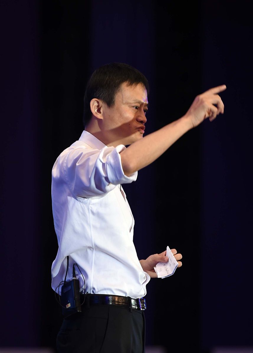 2015年5月20日,全球女性创业者大会在杭州举办,马云演讲.
