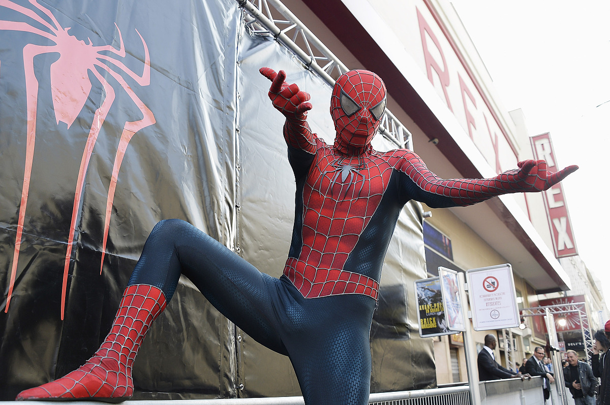 write an article about why spider man costume is so popular in japan for seo