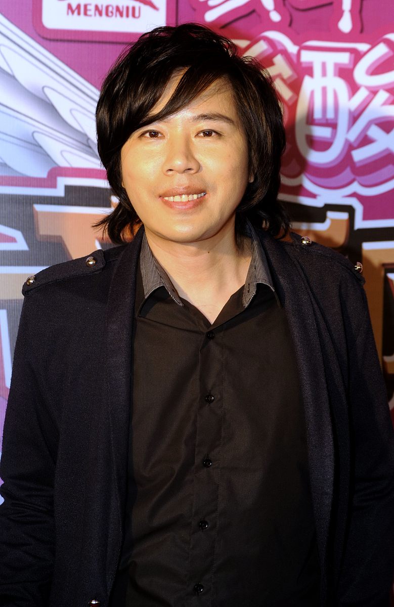 2009年4月2日,北京,第九届音乐风云榜嘉宾演员到场.***_***卢庚戌+++_