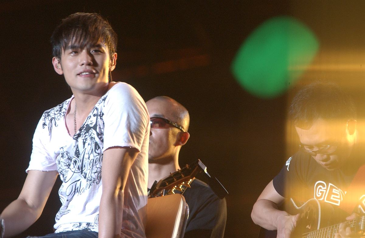 推荐10首华语流行歌