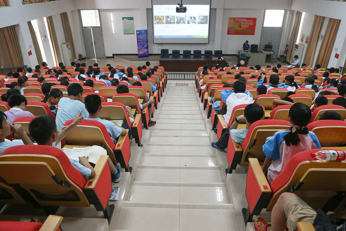 贵阳邮电学校就业保障：优质教育、就业渠道和全面发展