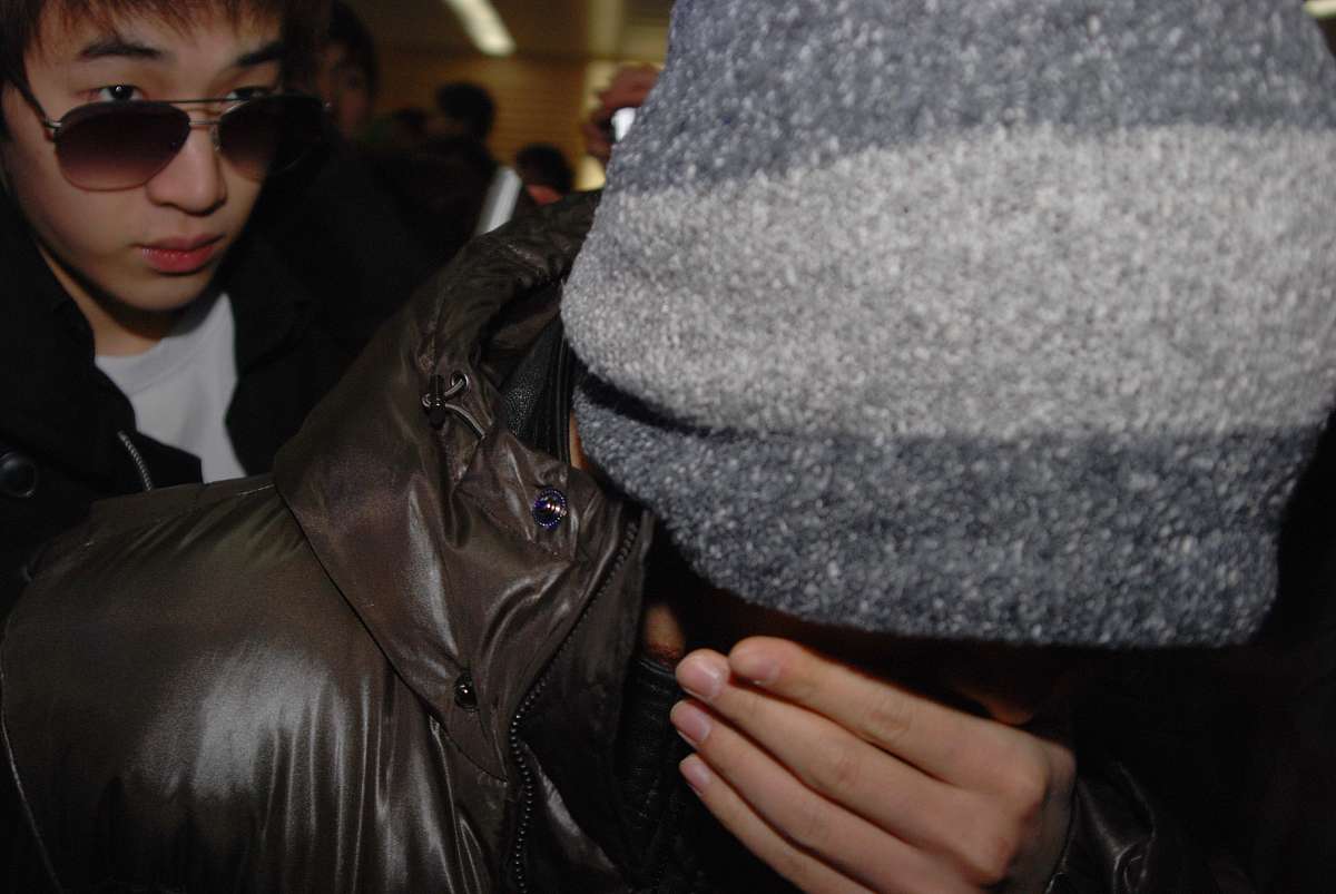 2009年1月9日讯,上海,人气组合sjm来上海录制春节节目.***_***东海,he