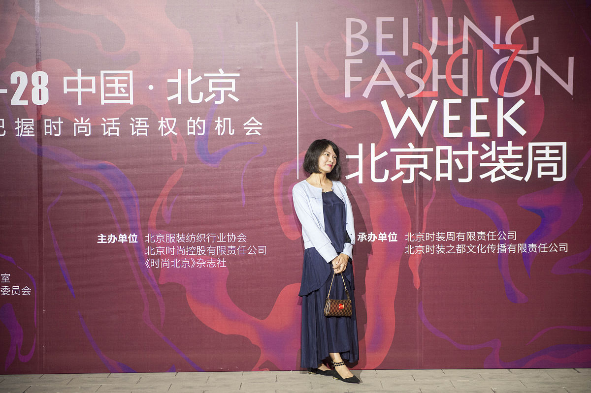 签到表格模板 - 员工签到记录下载