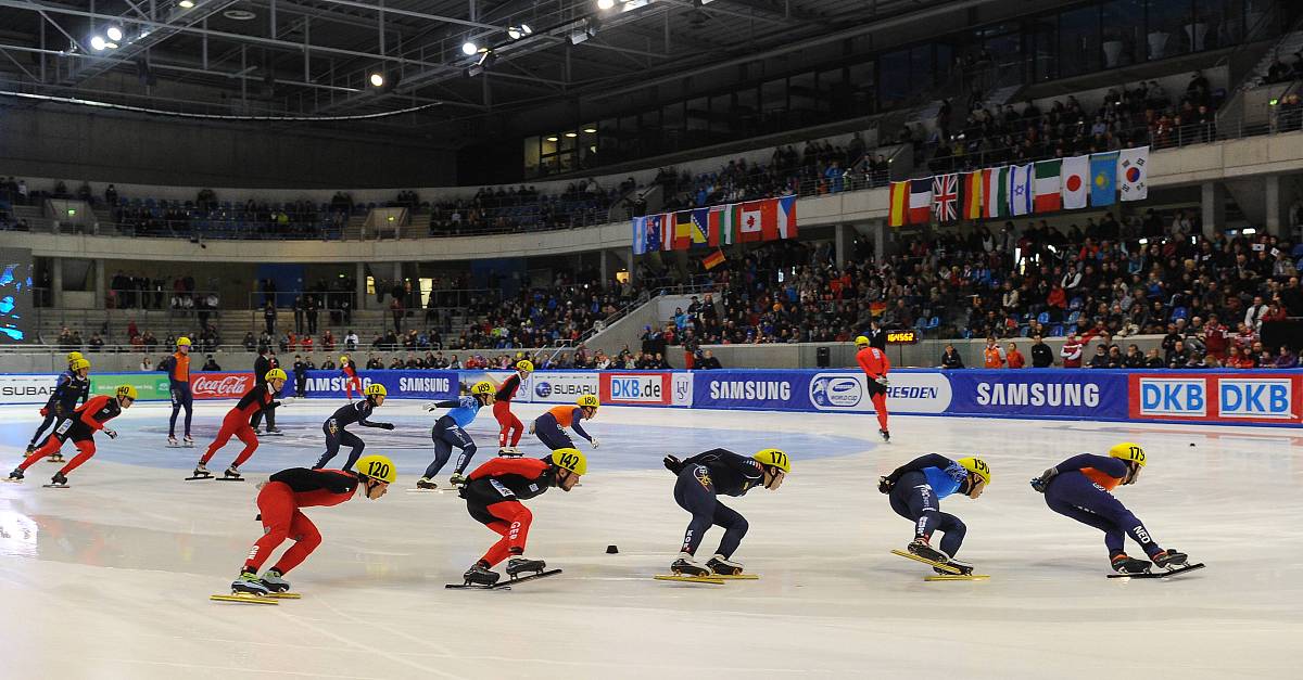 德龙x5000的外屏坏了能换吗多少钱