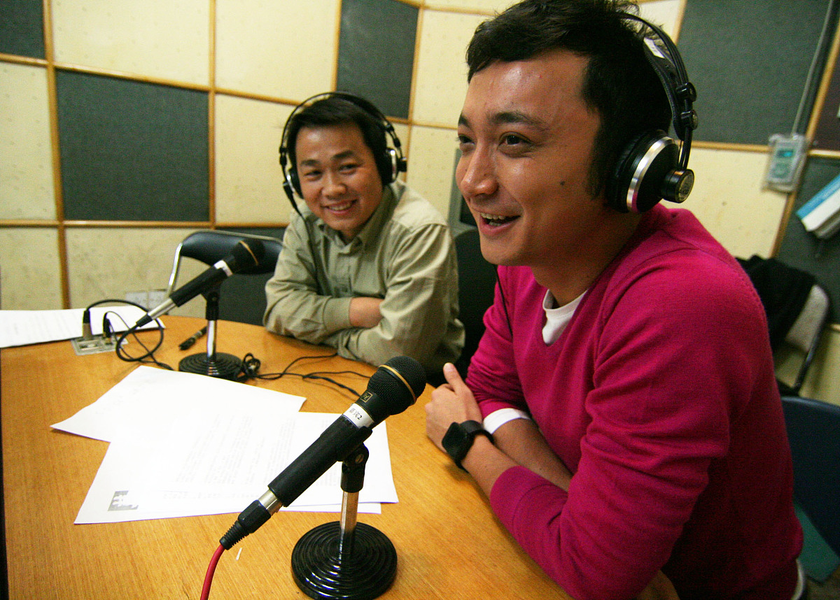 2009年11月27日,央视金牌节目《开心辞典》主持人做客福建广播影视集