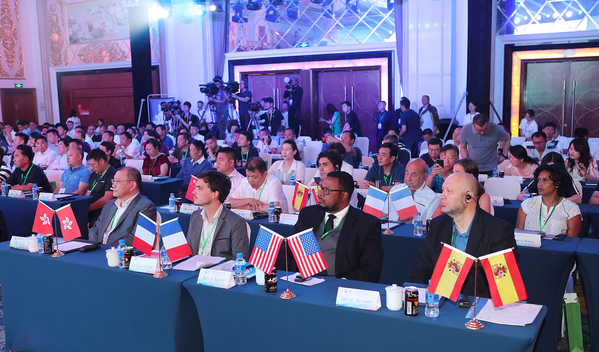 辽河油田技能专家交流敬酒发言指南