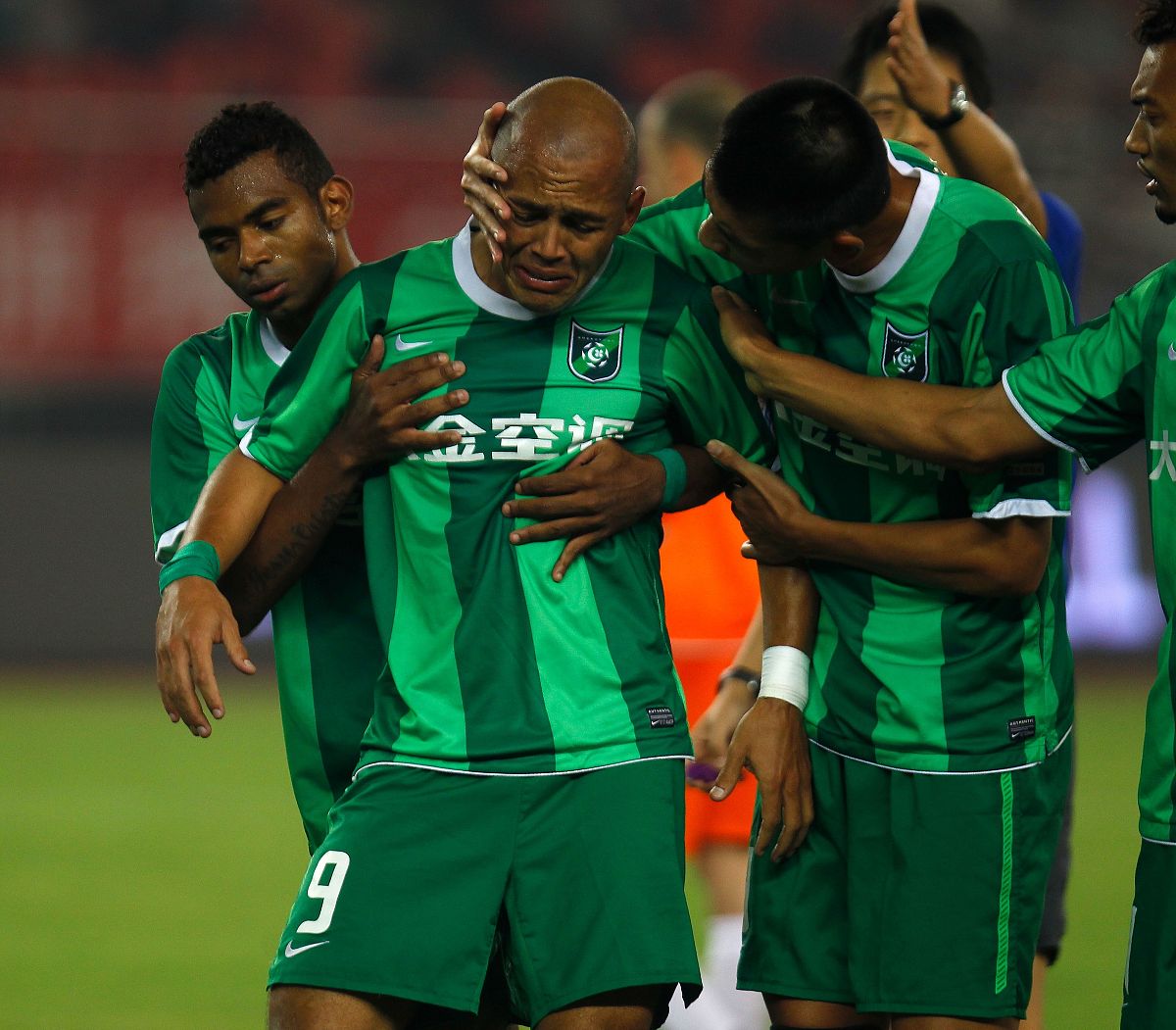 泪失禁：原因、症状和治疗 - 详细指南