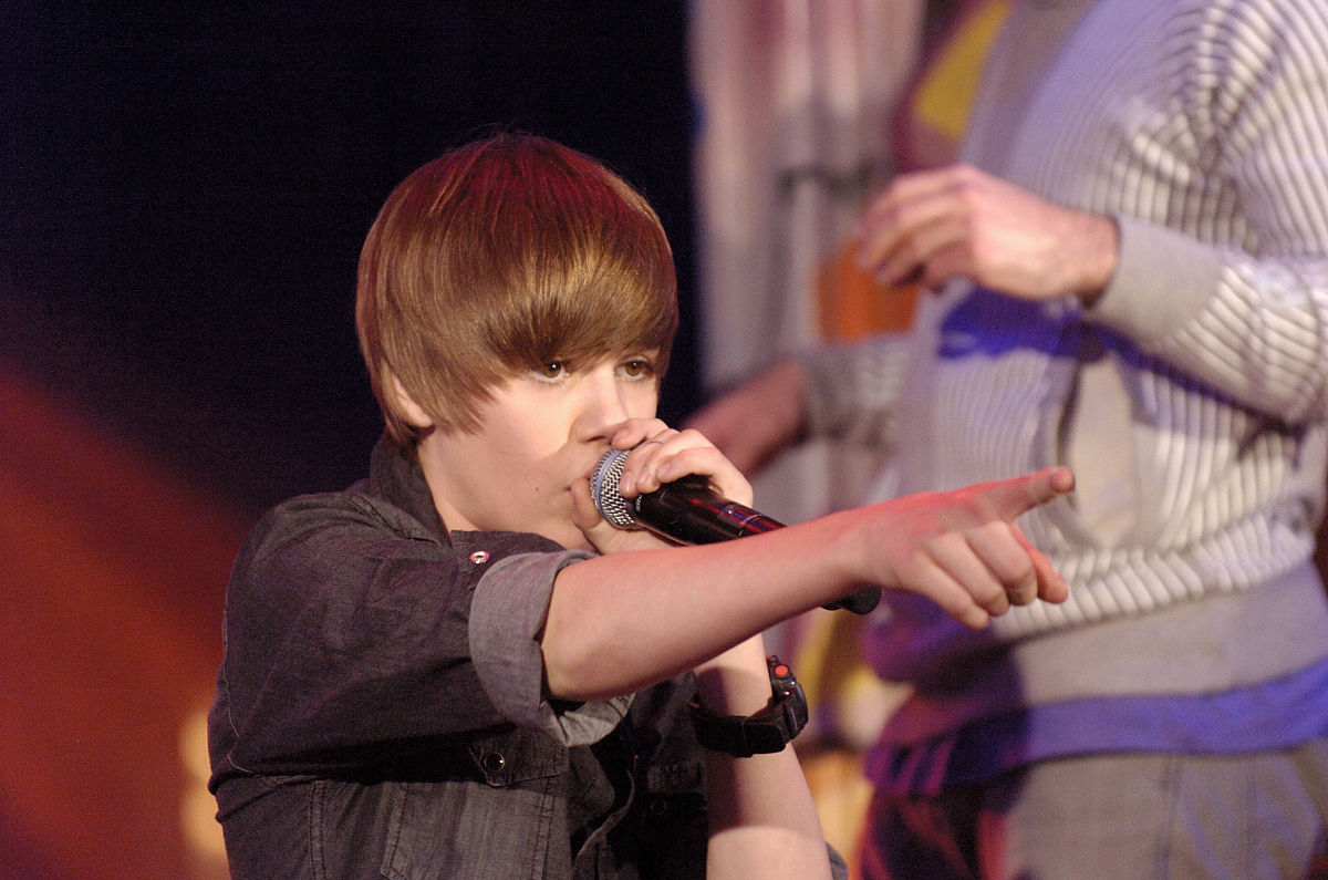 2009年12月25日讯,多伦多,加拿大90后音乐小神童 贾斯汀·比伯(justin