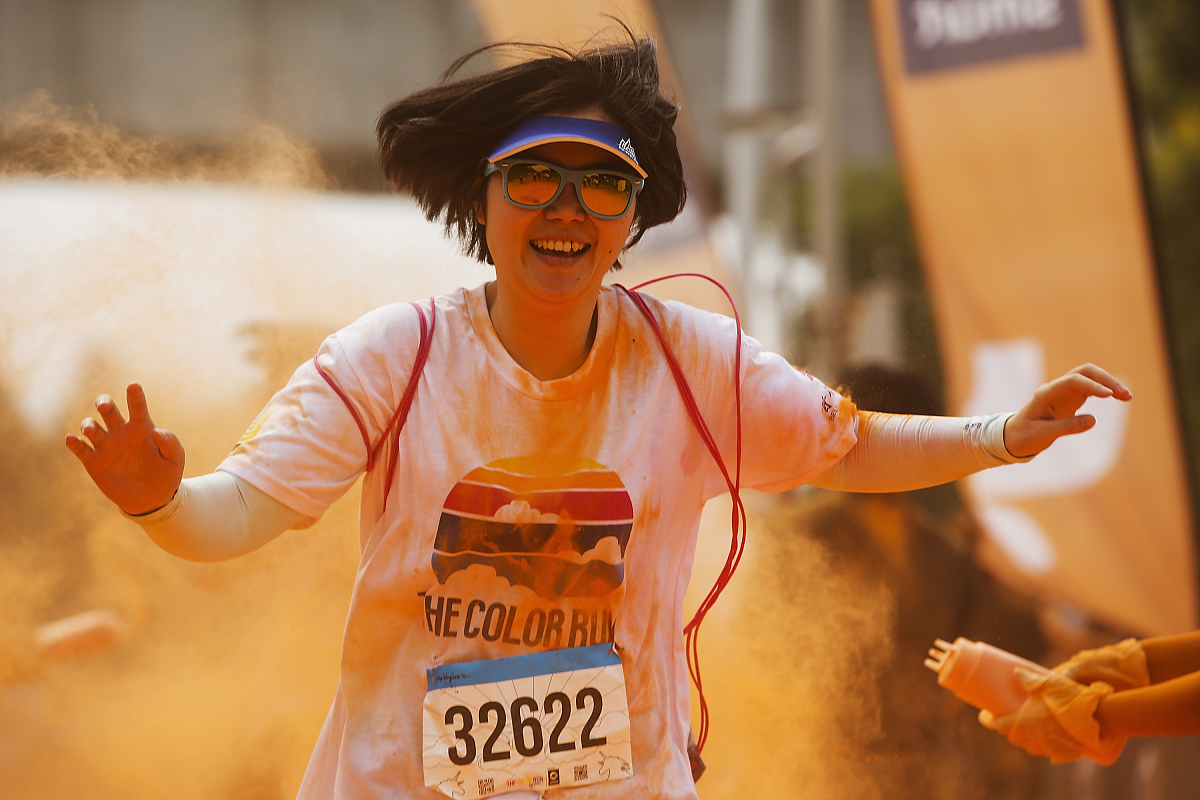 2017年6月17日,北京,2017 the color run彩色跑北京站在丰台园博园开