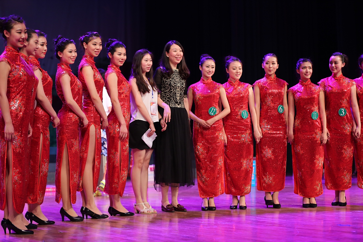 阳光大学封锁问题 - 最少河蟹数量