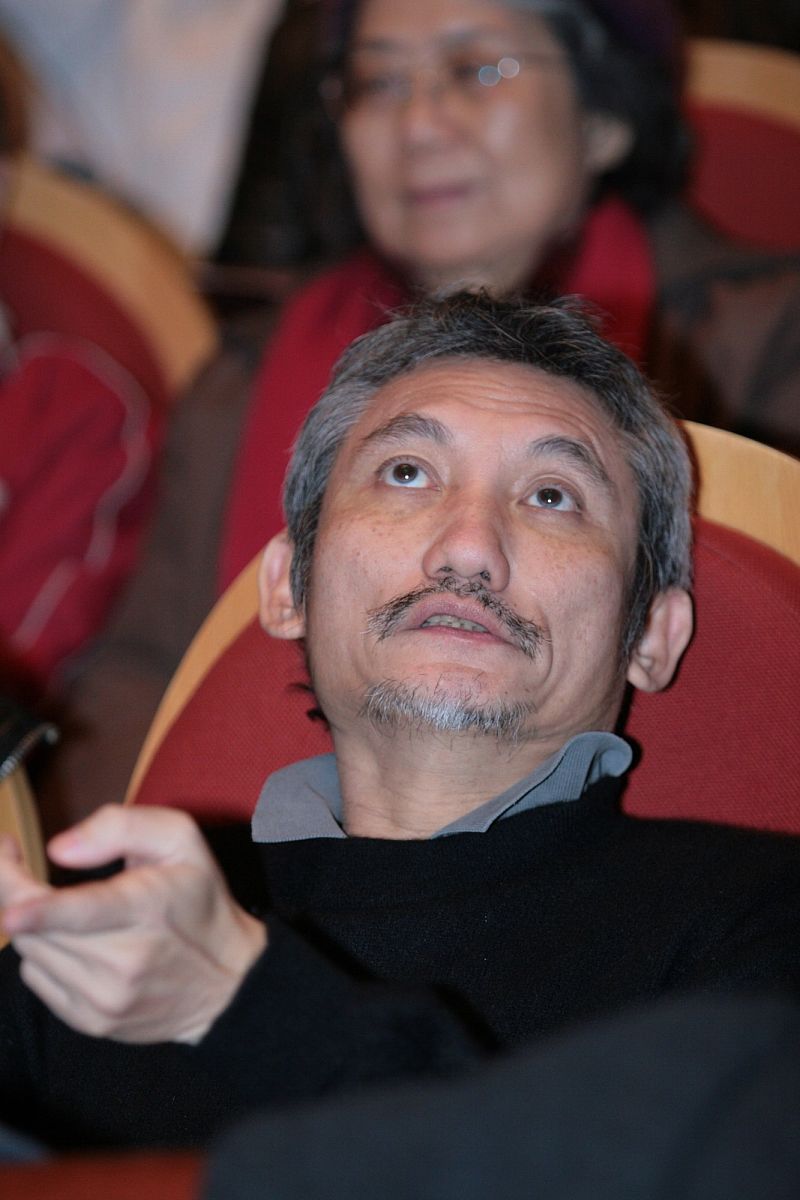 2007年 11月 27日 , 北京 , 古装 搞笑 音乐剧 《 奉旨 越狱 》 在 天