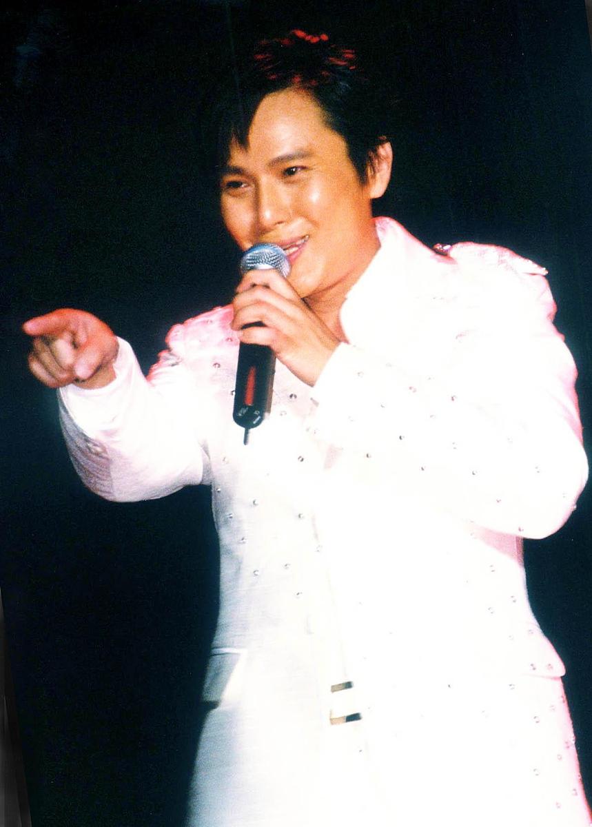 演唱会歌手收入揭秘：谁赚得多？