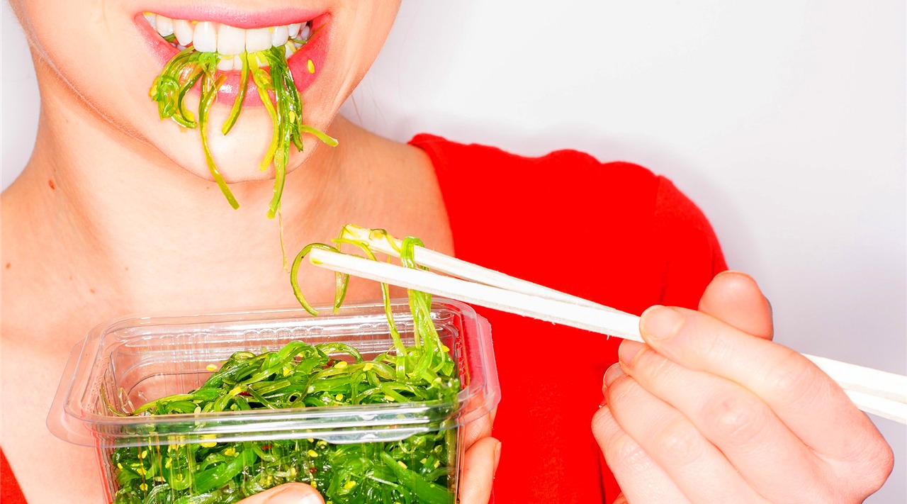 紫菜和海苔这两种海产品,它们到底是什么样的关系呢?