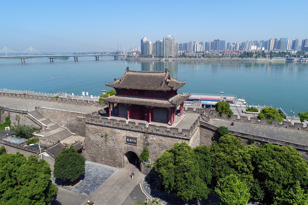 ***_***2017年6月6日,湖北省襄阳市,历史文化名城,明清城墙古建筑.临