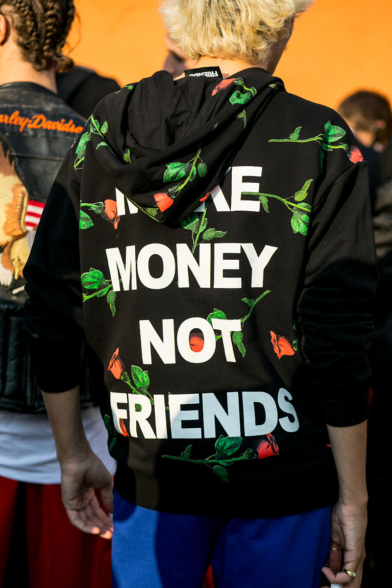 3 男士运动休闲连帽卫衣黑色好评及标题