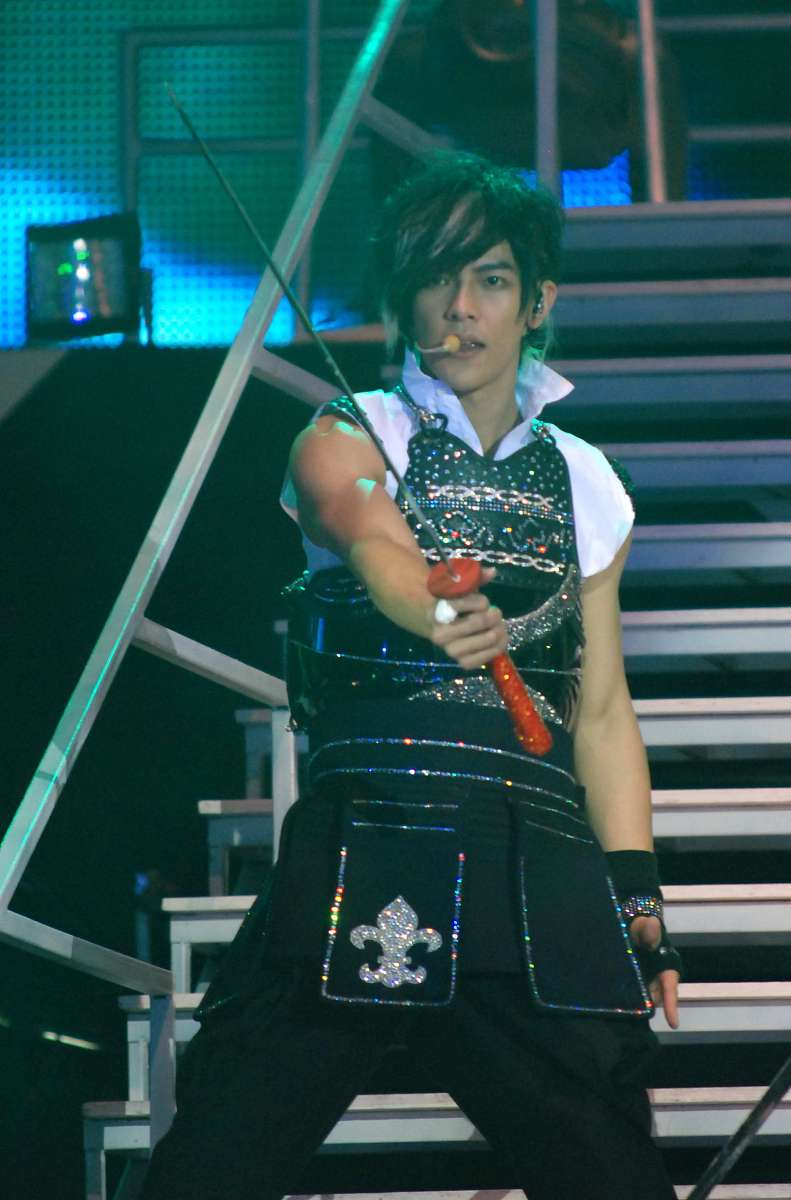 2009年4月11日,上海,飞轮海"想入飞飞世界巡回演唱会"在上海大舞台正