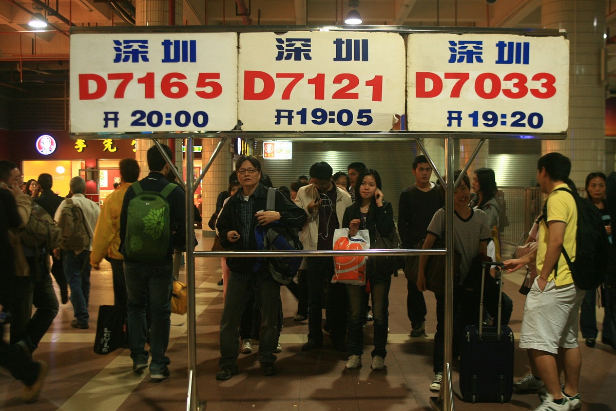 给我写一篇清明节扫墓活动发言稿