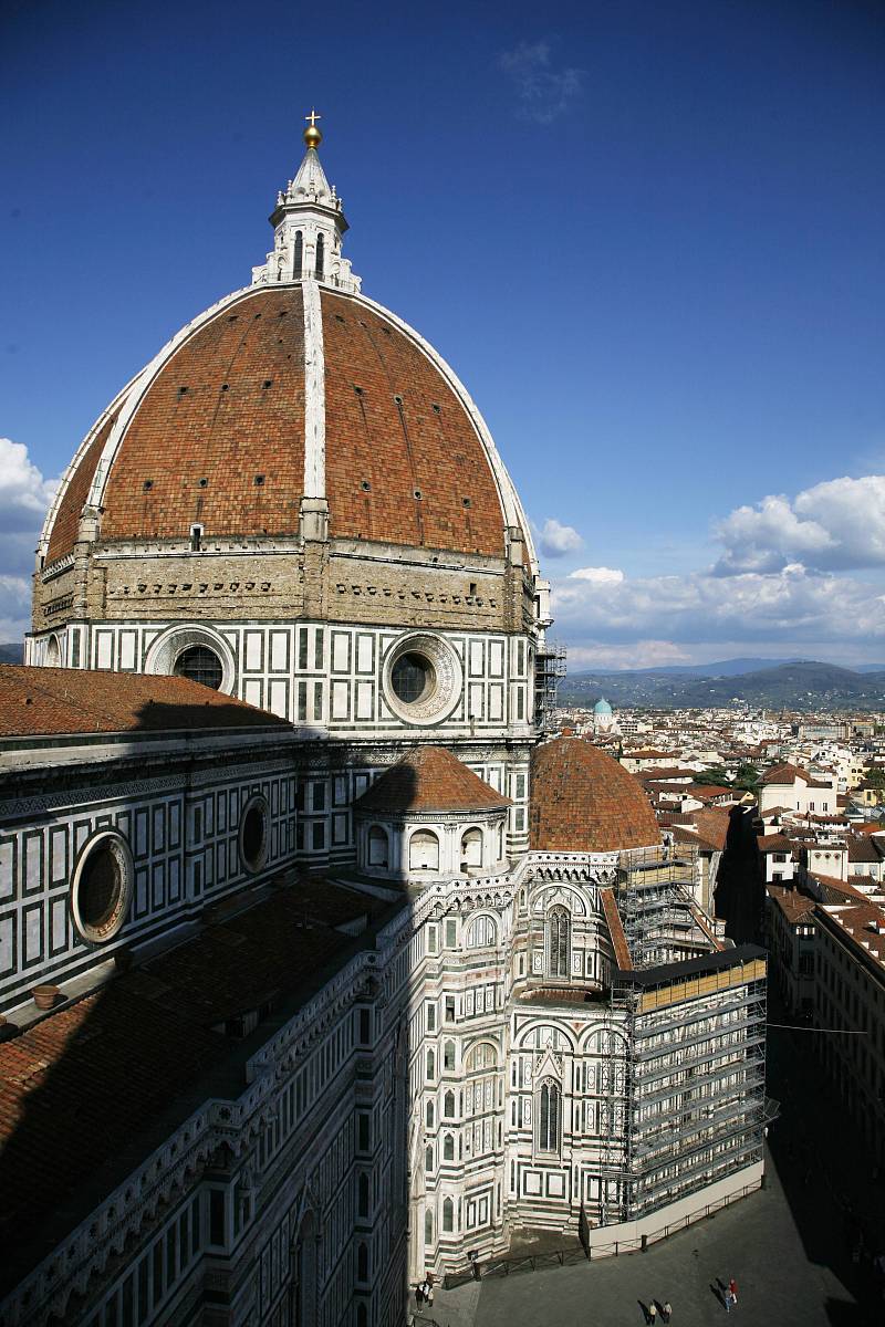 中西方文化比较：相同点与差异点分析