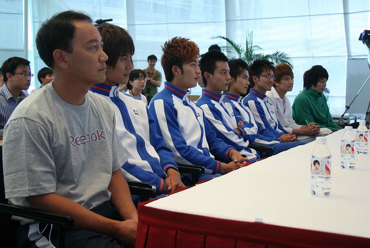 成都市华夏旅游商务学校适合男孩子读吗？| 有哪些专业推荐？