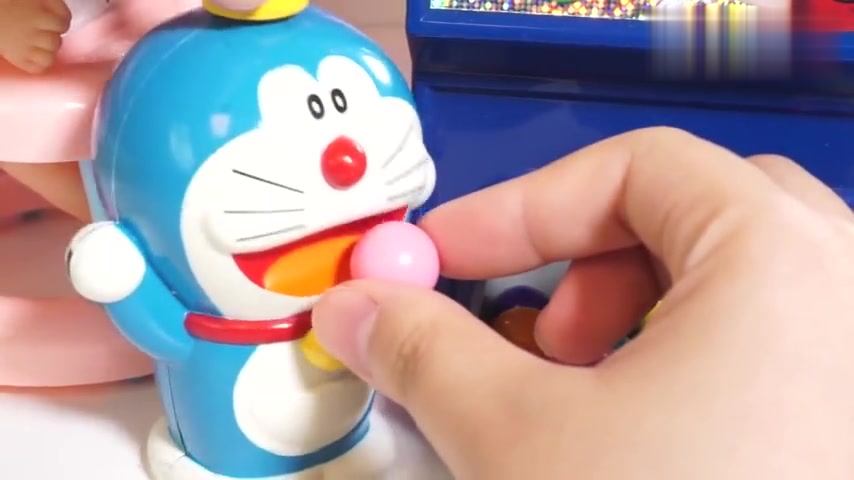 粉红猪小妹玩MMs巧克力豆糖果机玩具