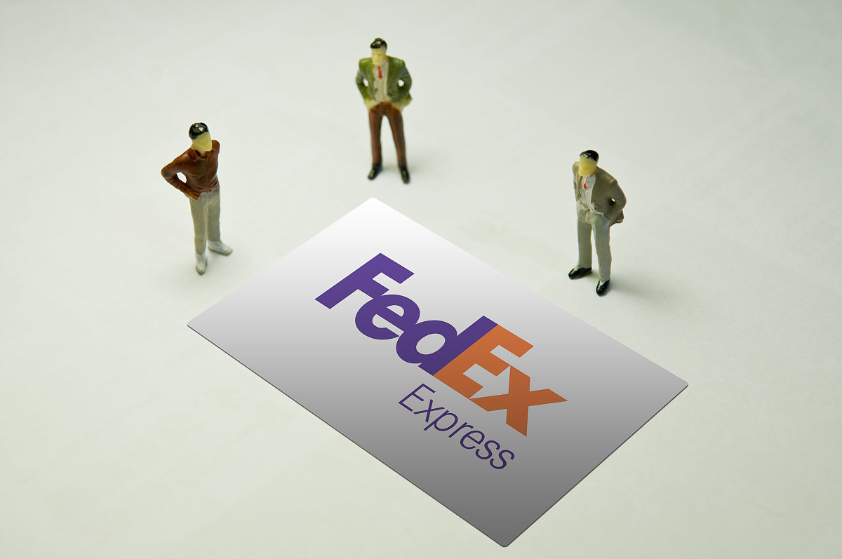 全球最快快递公司：DHL、FedEx 和 UPS 速度比较