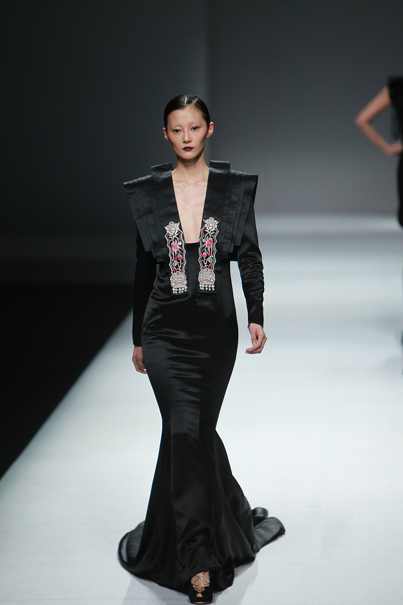 2022年开阳县职业技术学校服装制作与生产管理专业招生简章