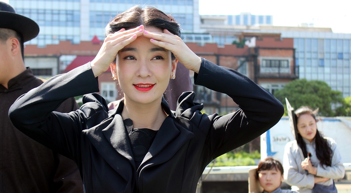 2015年5月12日,上海,年代爆笑喜剧《明星时代》在沪开放媒体探班.***_