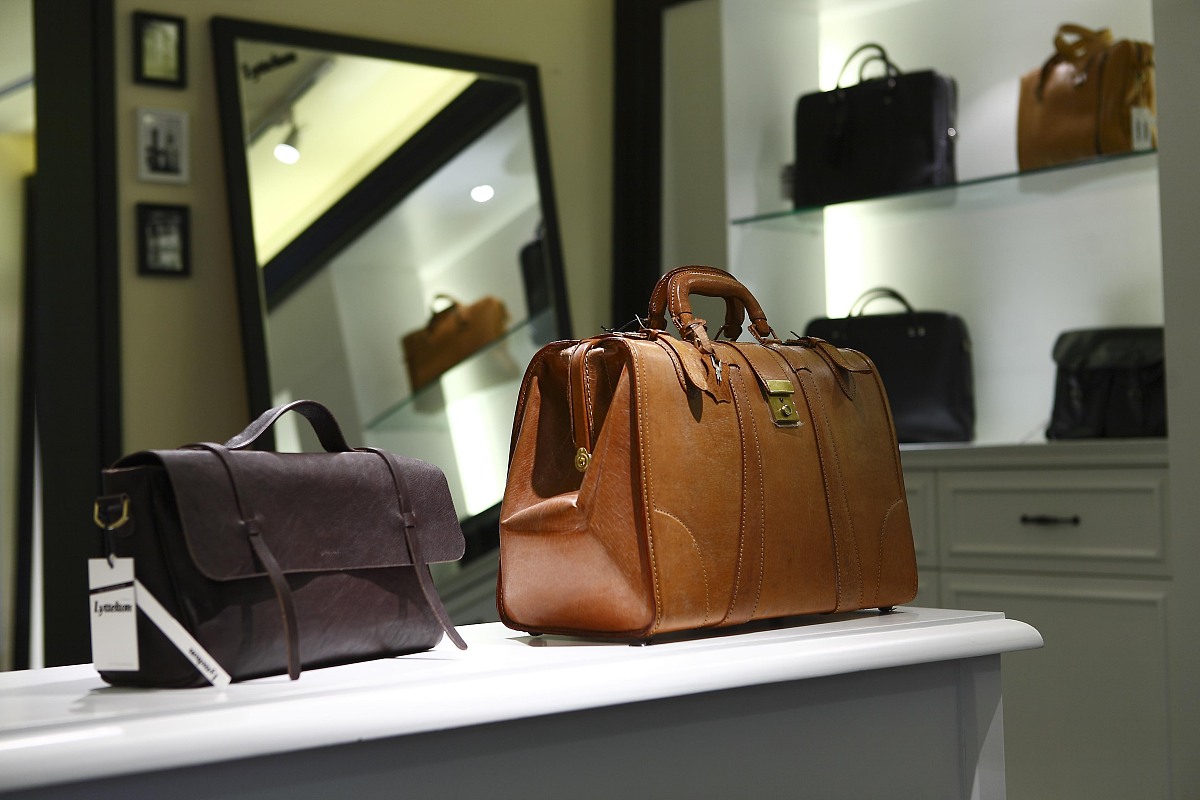 2010年11月18日讯,上海,奢侈品牌lyttelton专卖店.***_***+++_+++奢侈