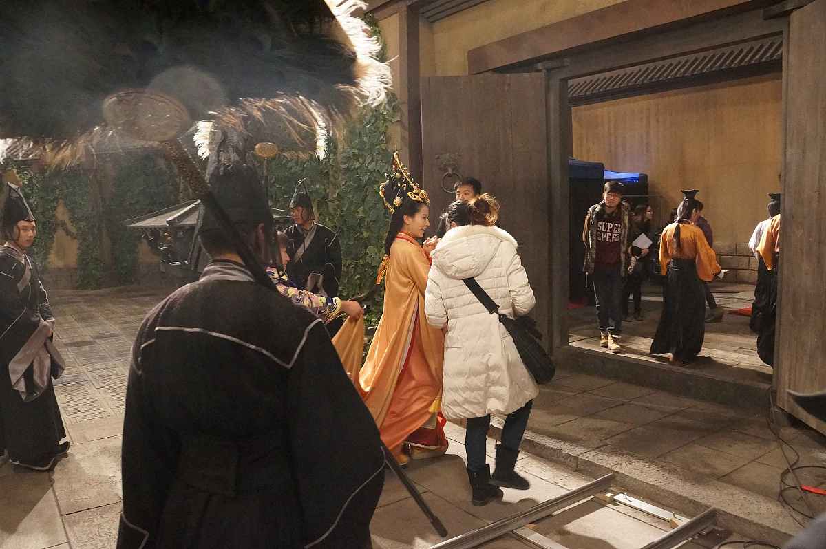 李晓宇 - 中国演员兼歌手，作品《中国合伙人》、《一步之遥》、《国民老公》等