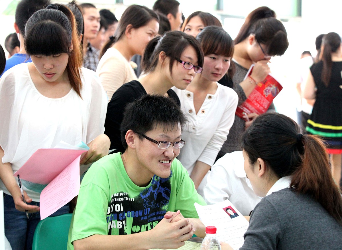 赤壁市职业教育集团2020年招生简章 - 信息技术人才培养重点