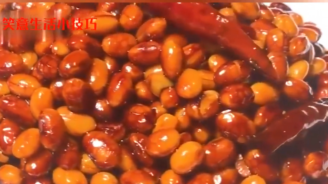 自制黄豆酱!2分钟教你在家做,香辣绵软又下饭,简单好吃!