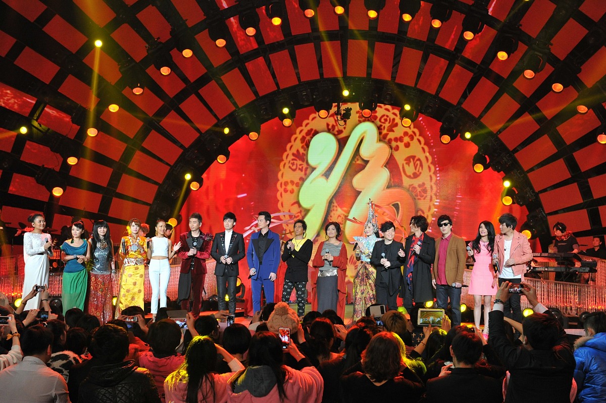 春节晚会如何满足观众需求？300字病句修改分析