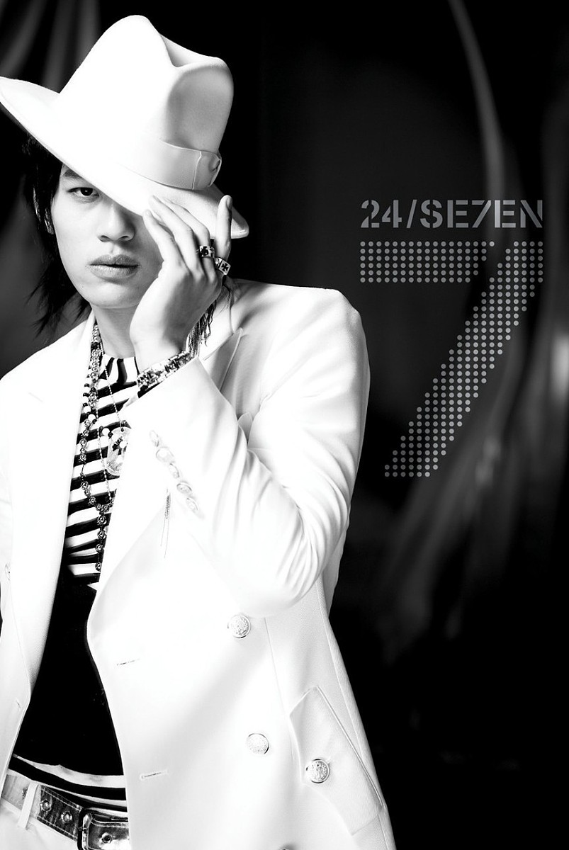 2006年7月19日,有七彩旋风之称的韩国超级小天王se7en登陆华语歌坛第
