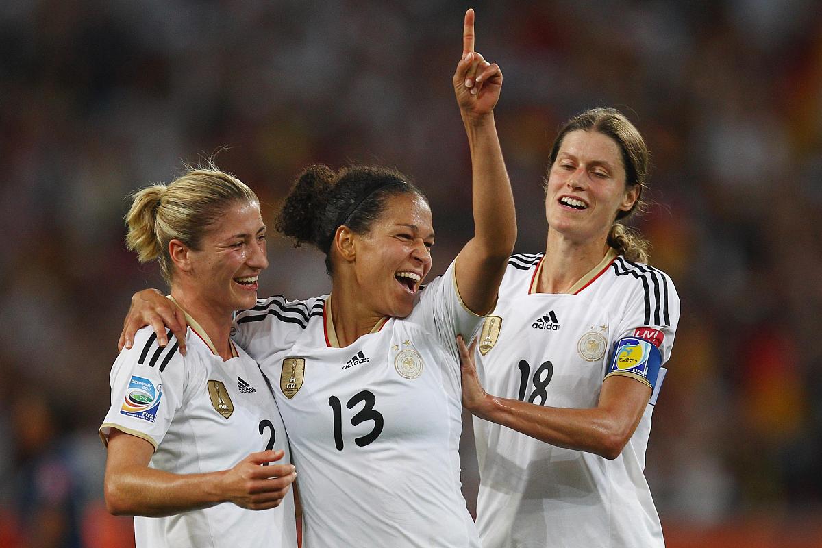 2011年7月5日,门兴格拉德巴赫,2011女足世界杯a组,德国4-2法国.***_**