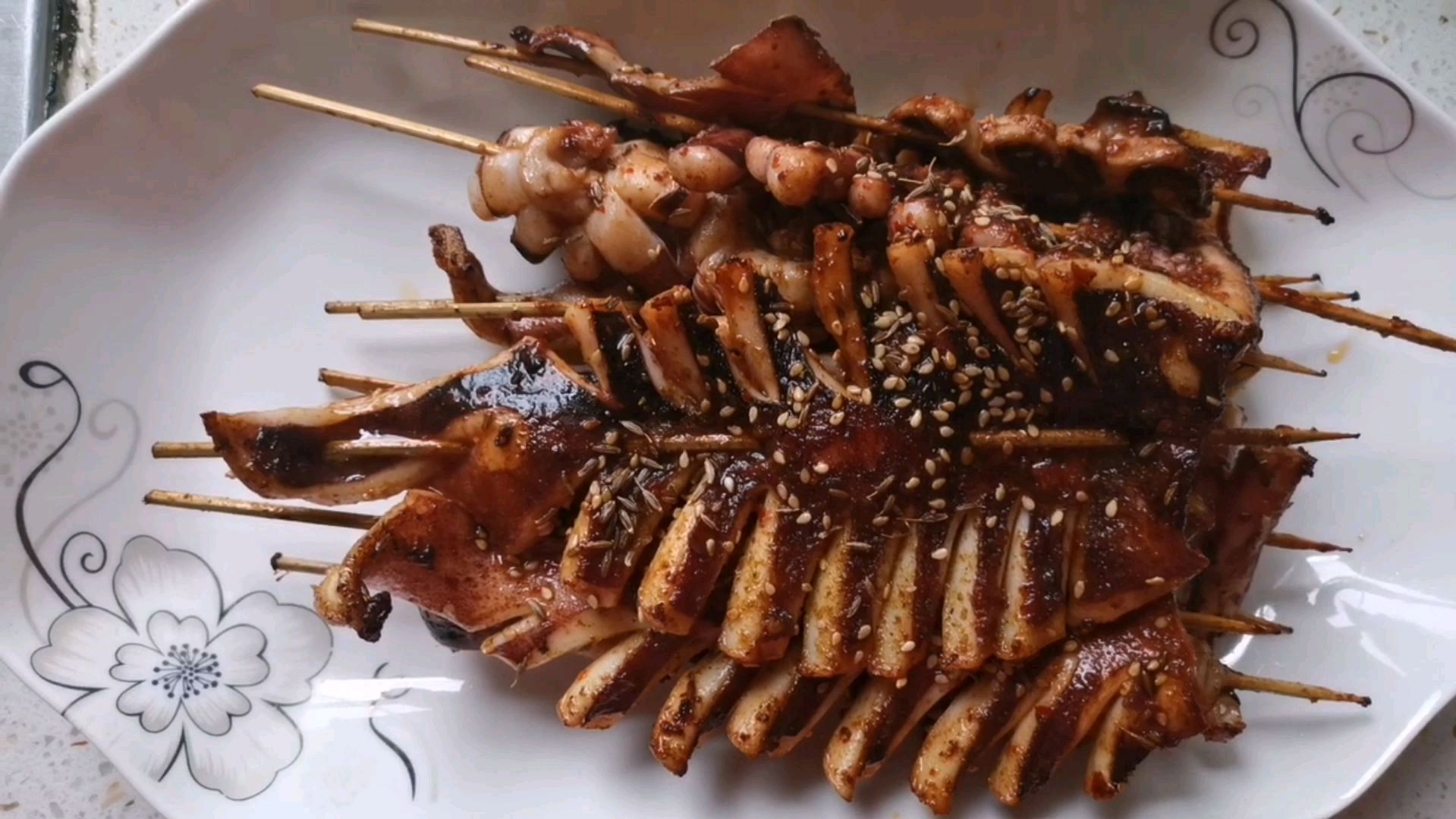 鱿鱼不用炒不用炸 宝妈教你做最正宗的东北铁板鱿鱼 比饭店的好吃