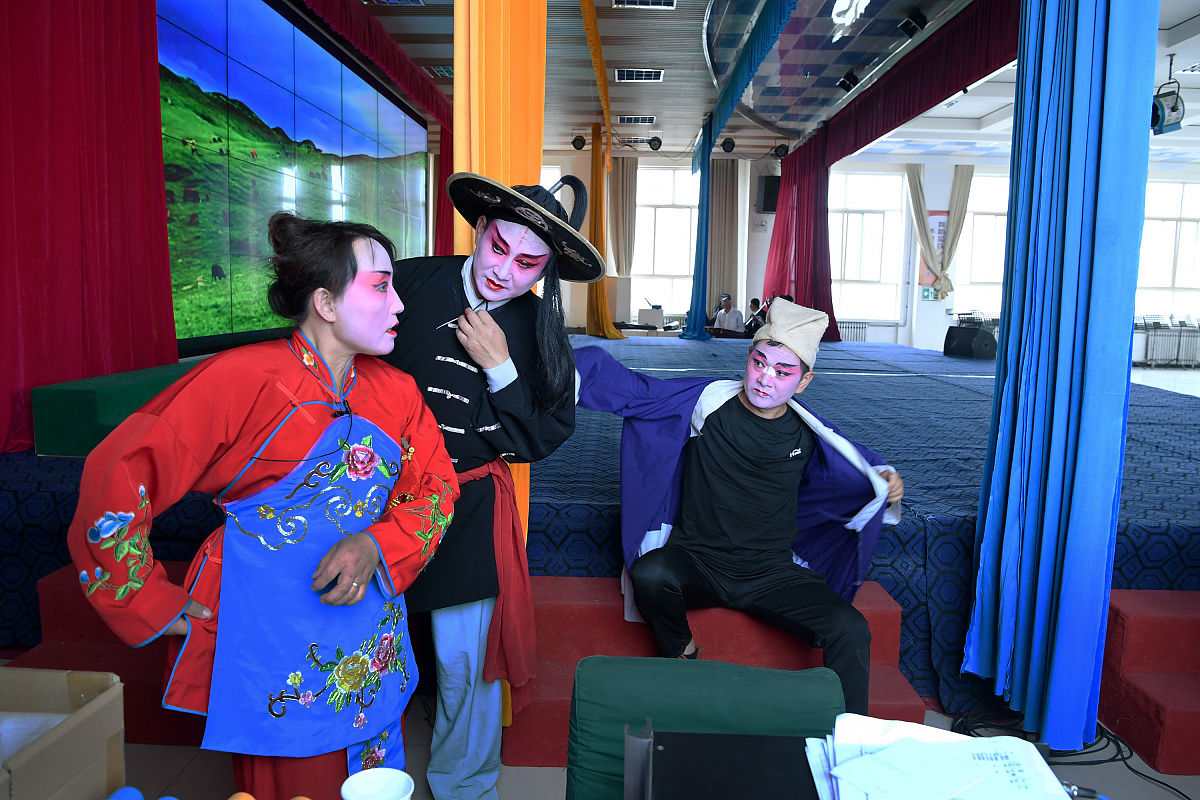 换个说法：全新的水电投资管理体制制度框架主要体现在以下六个方面：